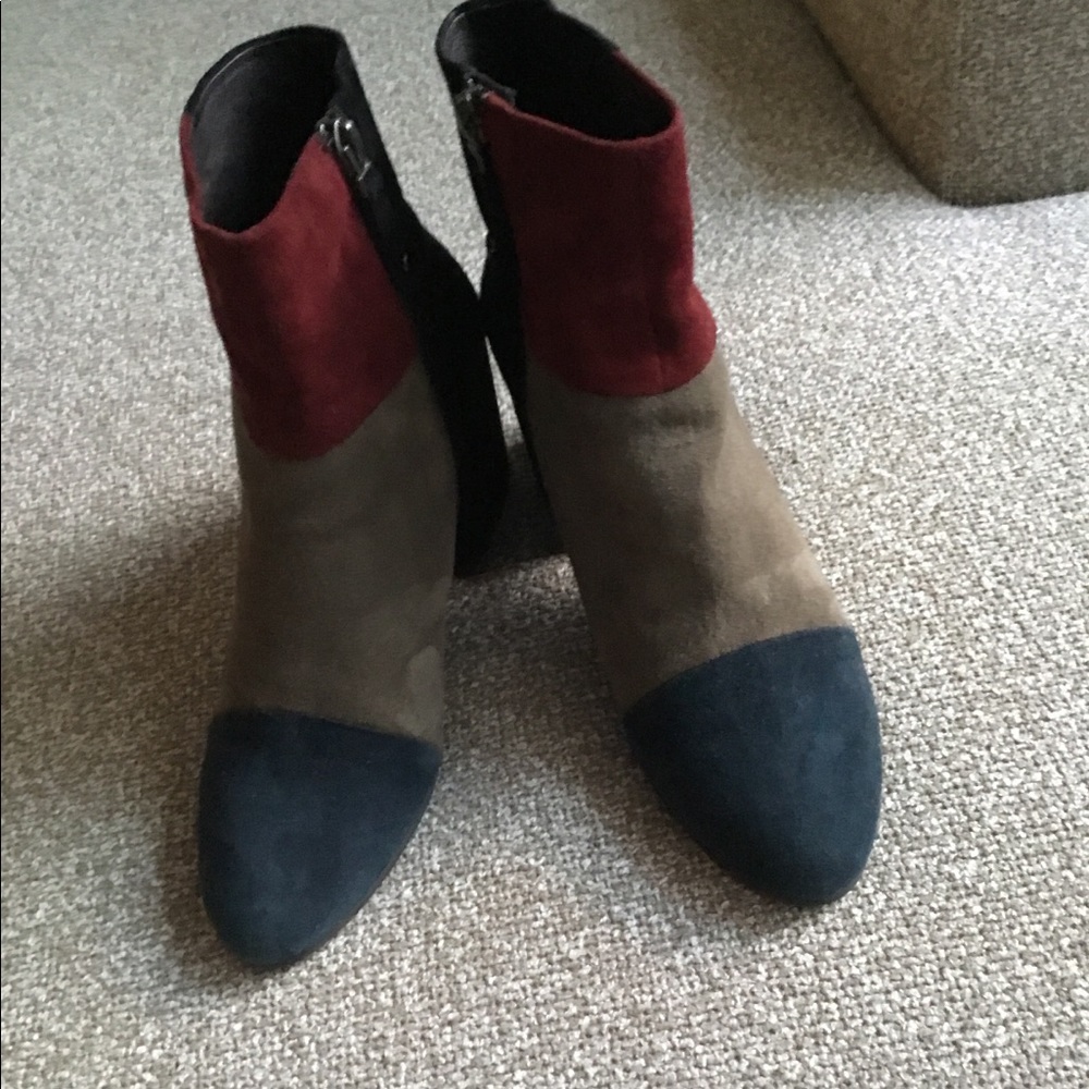 Elvio Zanon multi colors suede ankle boots